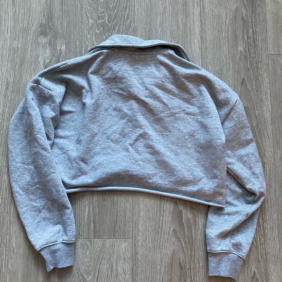 Sunday Best Grey Cropped Sweatshirt - Picture 3 of 3